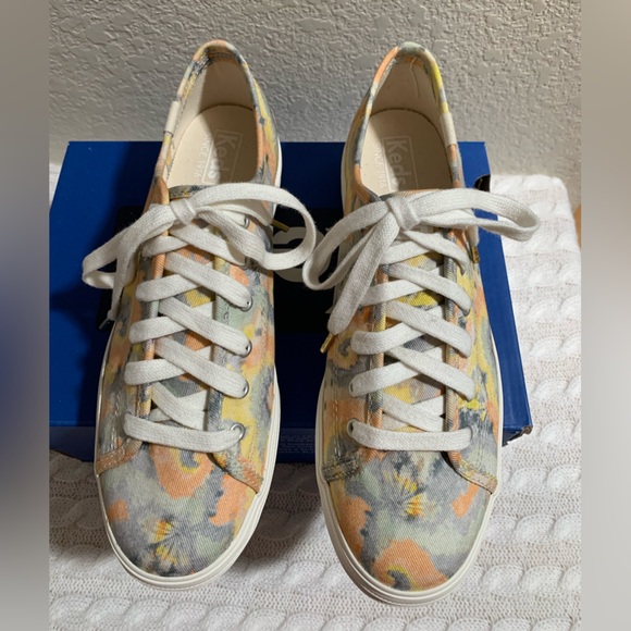 NIB Ked’s Size 6 1/2 M Triple Kick Tye Dye Pastel Sneakers - Picture 2 of 12